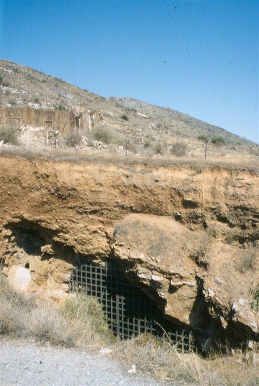 Cueva Victoria. Vista general de la entrada (foto Bienvenido Martínez-Navarro)