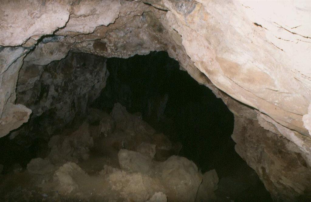Cueva Victoria. Vista de la sala principal (foto Bienvenido Martínez-Navarro)