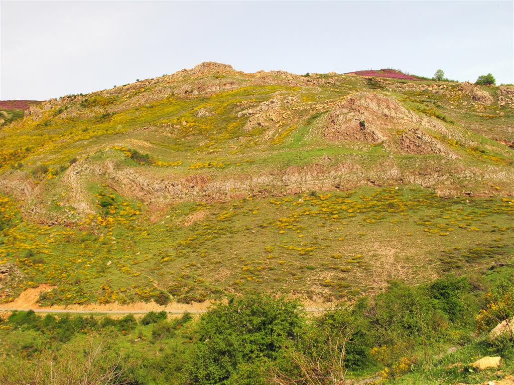 Detalle del dúplex de Primajas en su prolongación occidental por el valle de Primajinas, al oeste de Corniero.