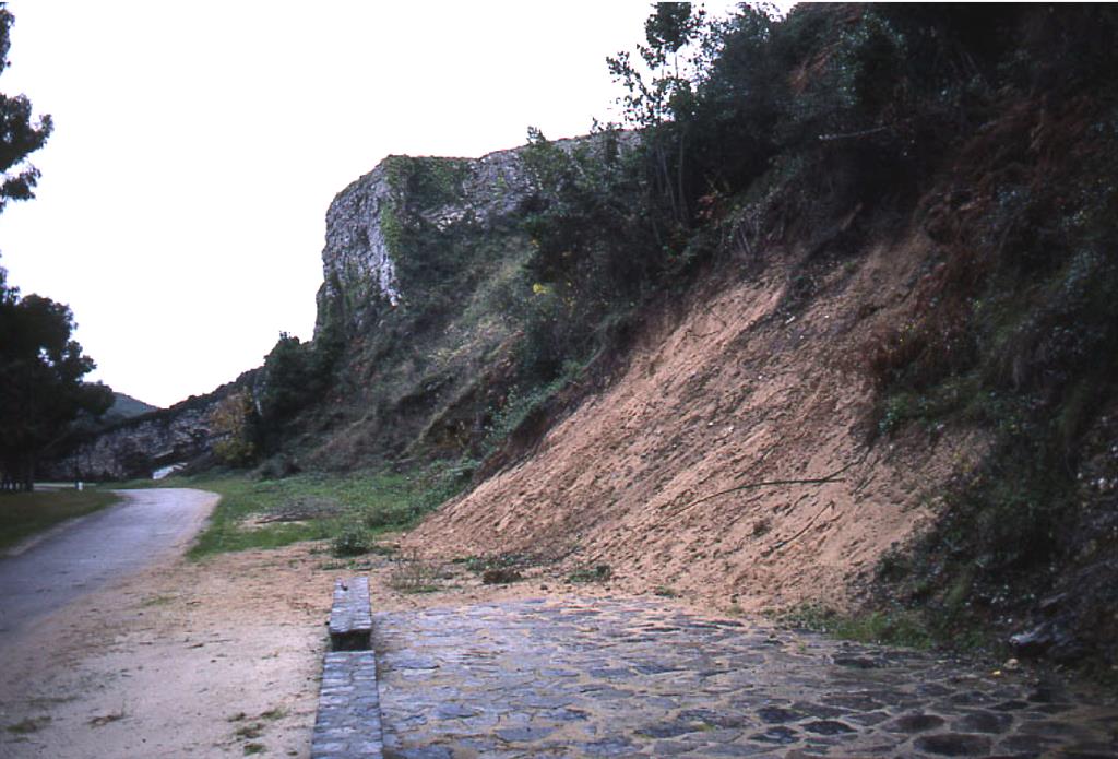 Antiguas dunas remontantes, eliminadas para uso como áridos
