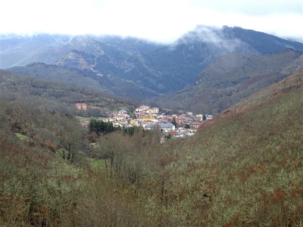 Vista de Sabero y de su valle desde la sección.