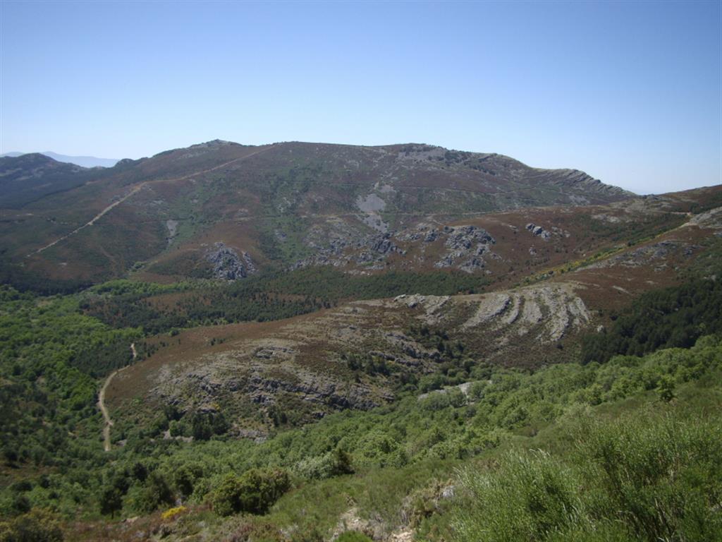 Sinclinales colgados que forma parte del conjunto de la Sierra de la Peña de Francia.