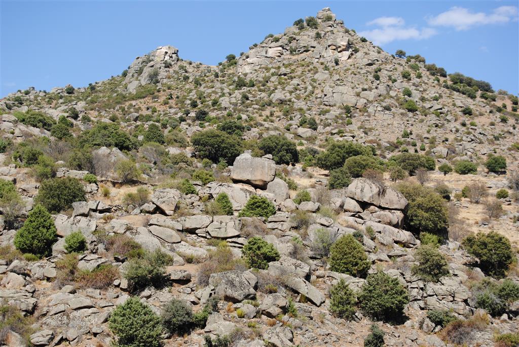 Berrocal de El Asperón, en la ladera oriental del valle de El Herradón