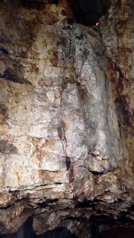 Filón in situ en la mina Costanaza