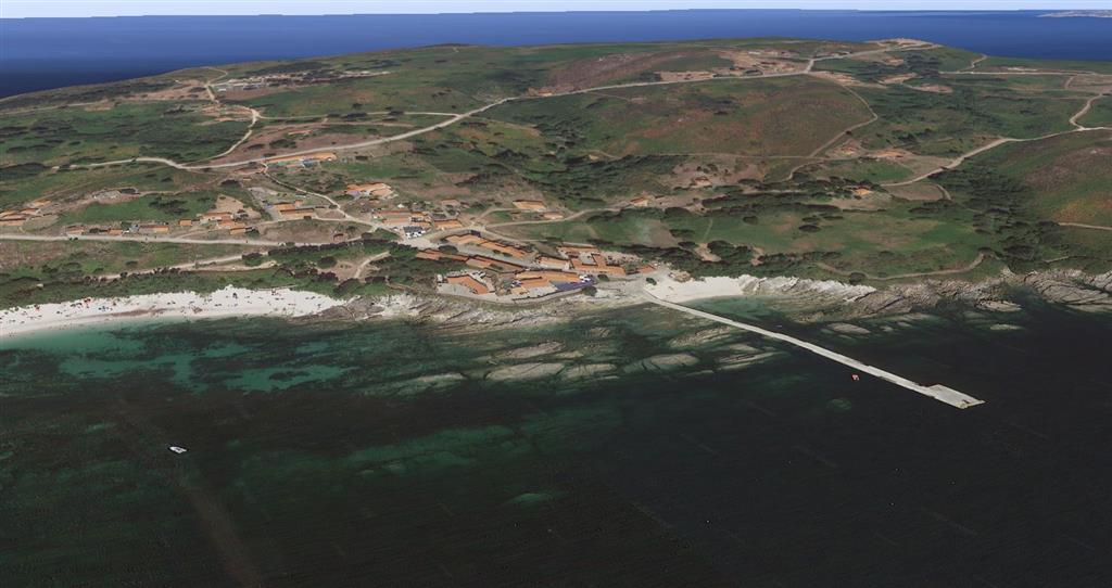 Plataforma de erosión marina del muelle de Ons © 2020 Google Earth