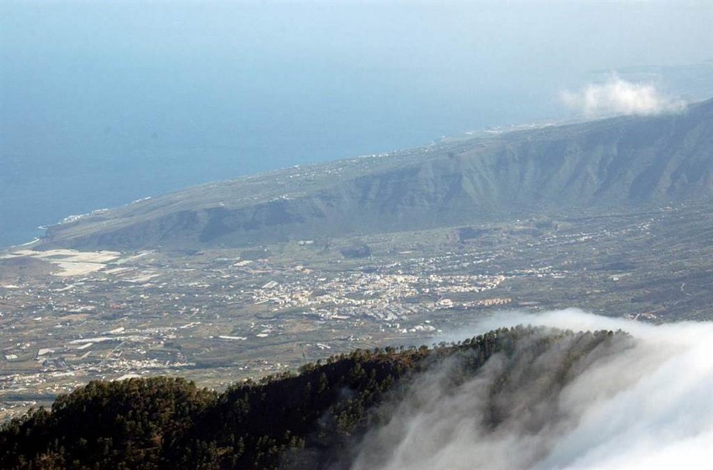 El valle de Güimar muestra una morfología en artesa limitada por escarpes laterales