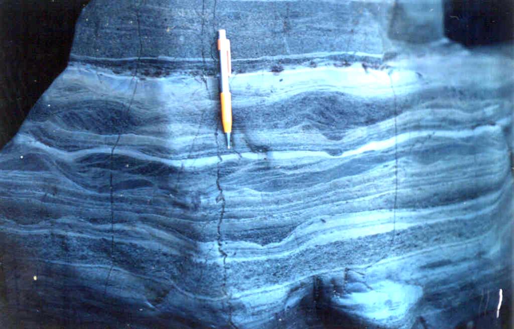 Laminación de "ripples" y gradaciones en materiales volcano-detríticos del Ordovícico.