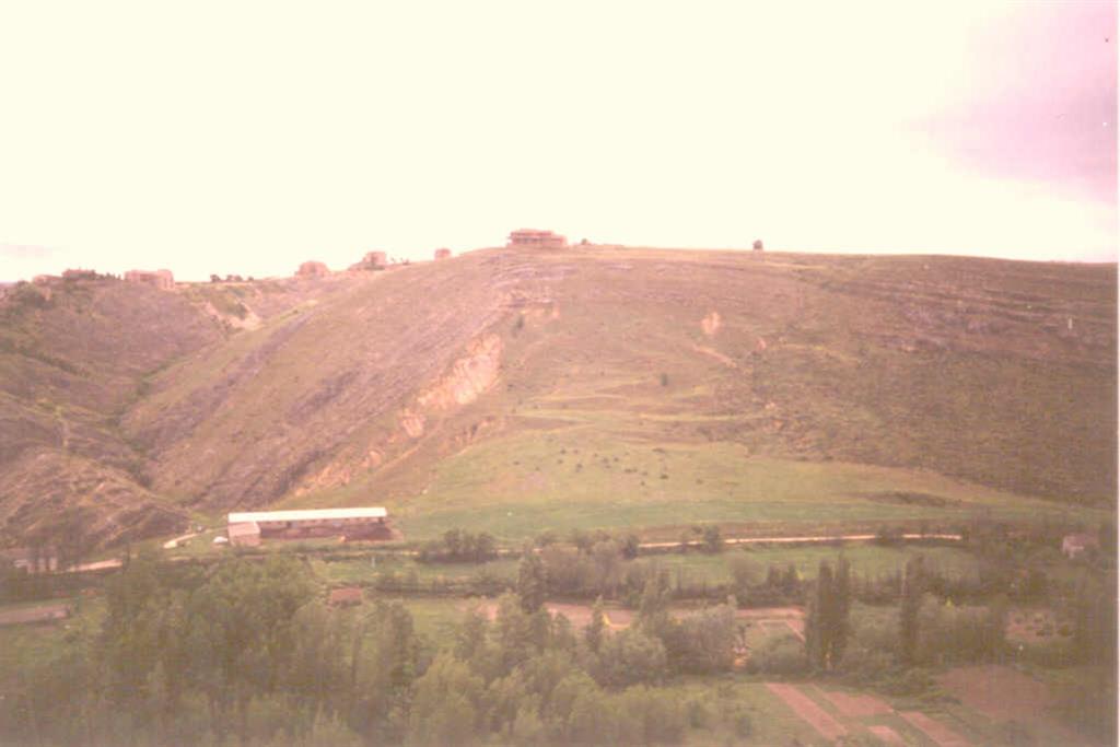 Vista del pliegue desde el mirador Ignacio Zuloaga en la carretera a Pedraza.