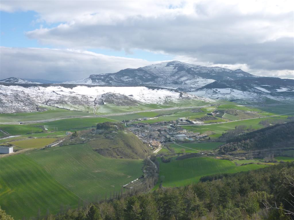Vista panorámica de Peña Izaga desde Monreal