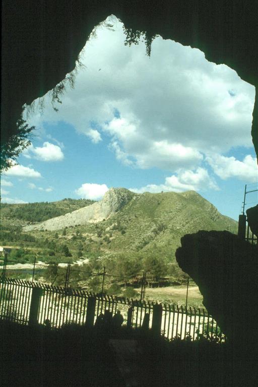 Cova Negra, vista desde el interior (foto Jesús F. Jordá Pardo)