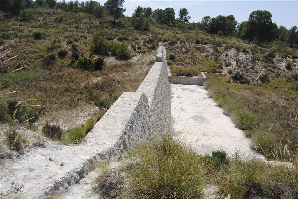 Obra hidrológico-forestal para la retención de sedimentos en la cárcava de la Piedra de la Solana